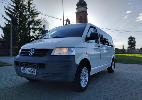 Volkswagen Multivan cena 47900 przebieg: 266895, rok produkcji 2006 z Warszawa małe 742